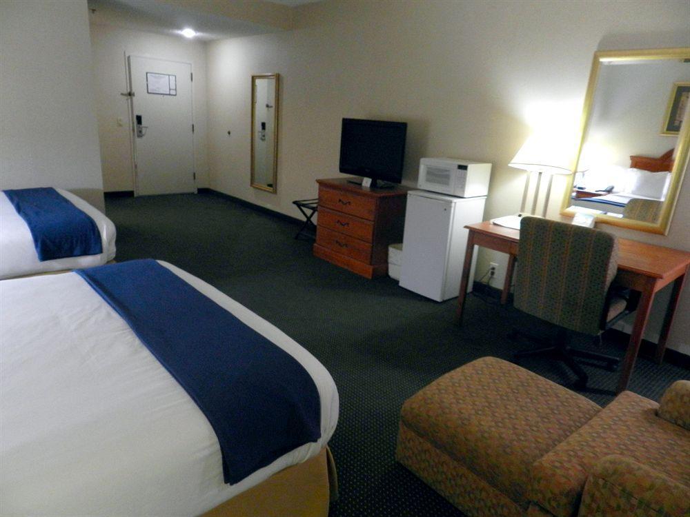Holiday Inn Express Anderson I-85 - Exit 27- Highway 81 By Ihg Oda fotoğraf