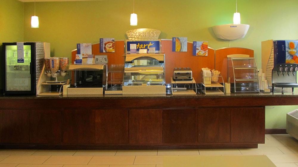 Holiday Inn Express Anderson I-85 - Exit 27- Highway 81 By Ihg Dış mekan fotoğraf